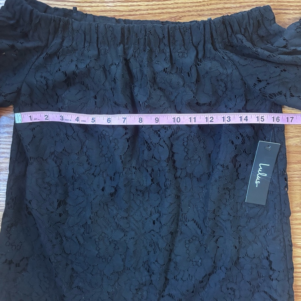 NEW Lulus Black Lace Off The Shoulder Top Sz Small Romantic Bardot Floral Dressy - Picture 7 of 10
